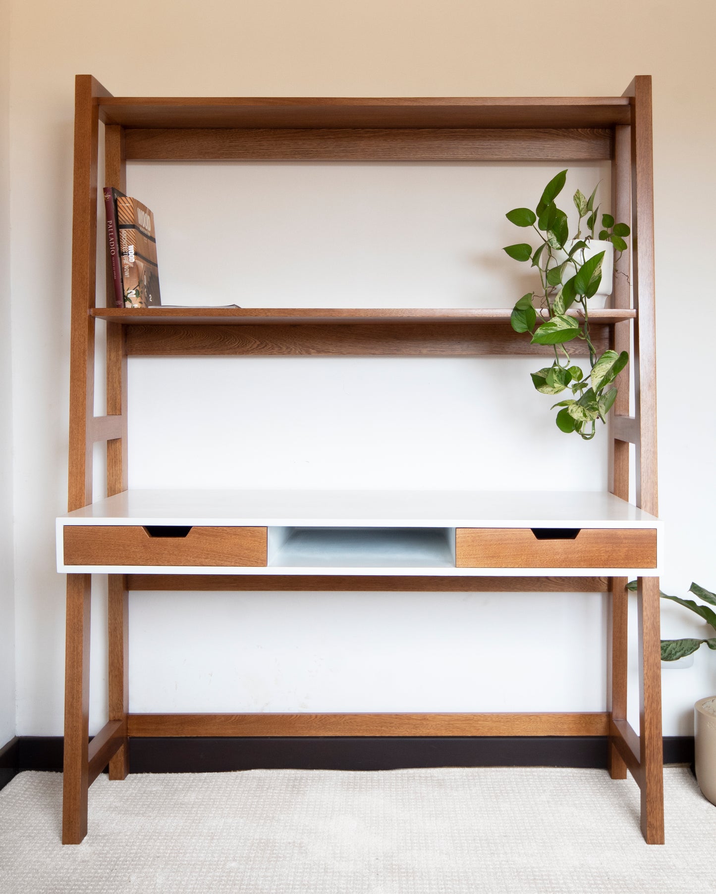 Escritorio Verania (doble repisa)